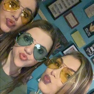 Meet your Posher, Chelsea